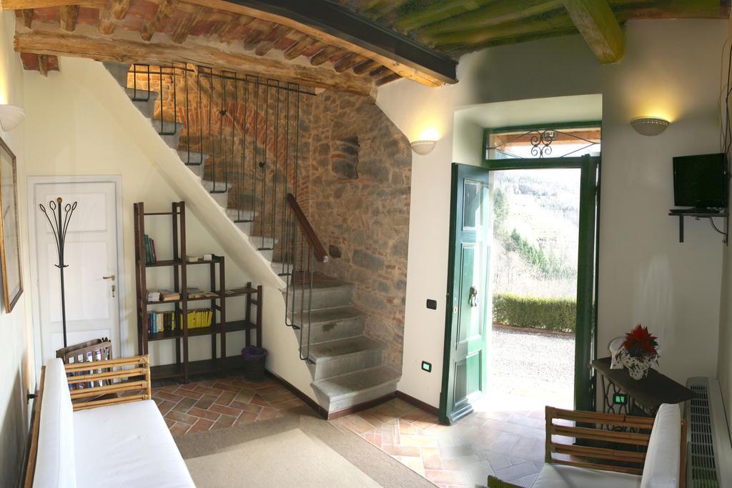 Agriturismo La Torre 巴尼－迪卢卡 外观 照片
