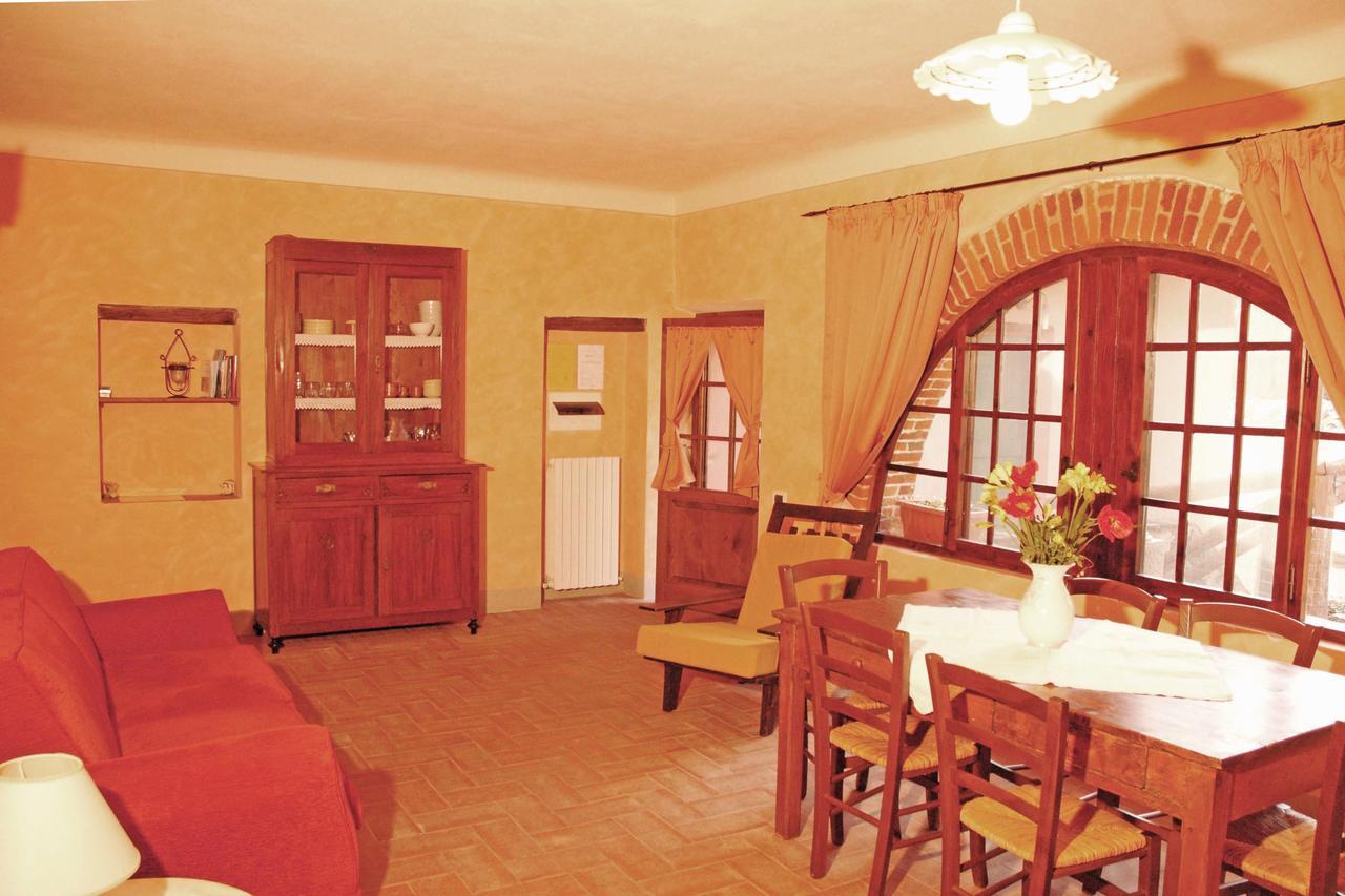Agriturismo La Torre 巴尼－迪卢卡 外观 照片