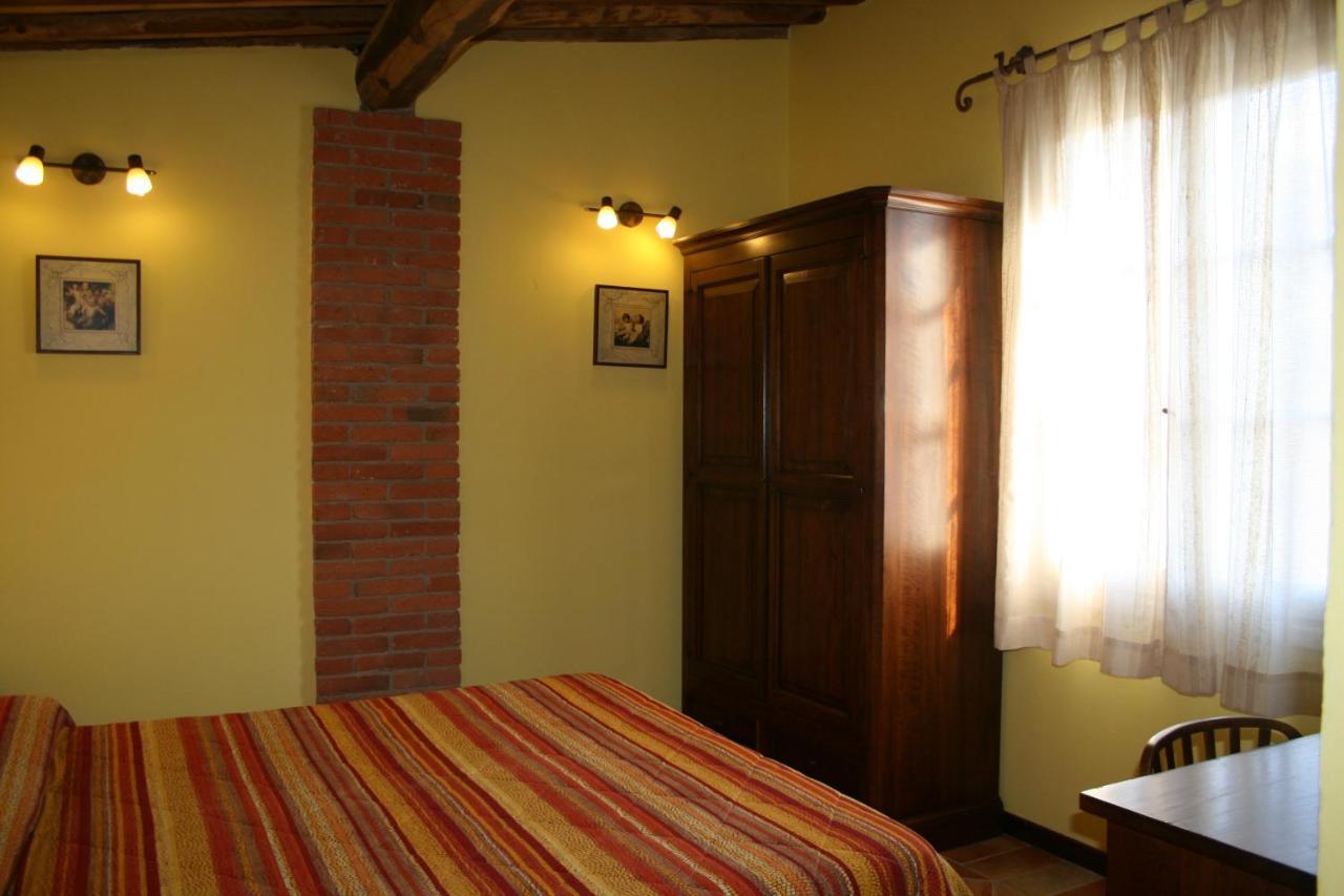 Agriturismo La Torre 巴尼－迪卢卡 外观 照片